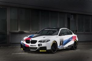 2018 BMW M240i Racing